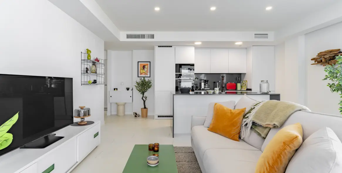 Продажа апартаментов на первом этаже в Casares 5