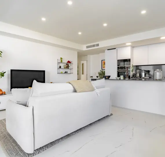 Продажа апартаментов на первом этаже в Casares