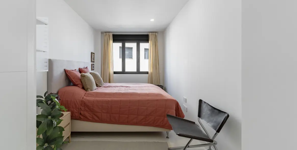 Продажа апартаментов на первом этаже в Casares 12