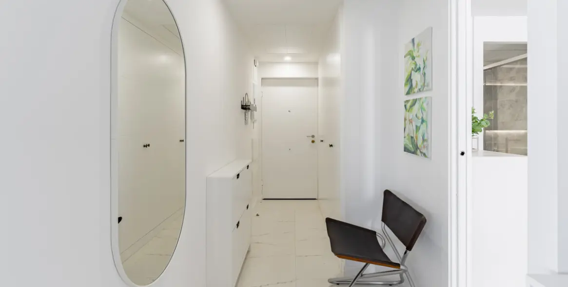 Продажа апартаментов на первом этаже в Casares 18