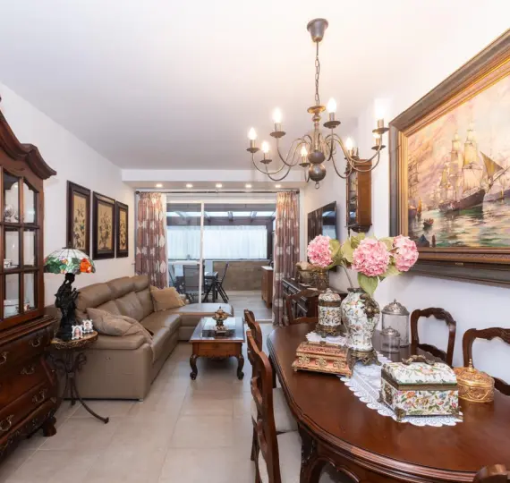 Venta de apartamento en planta baja en Estepona