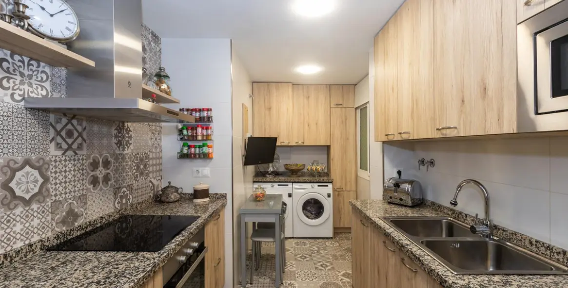 Продажа апартаментов на первом этаже в Estepona 9