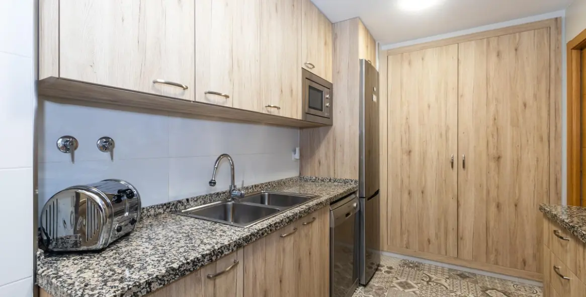 Продажа апартаментов на первом этаже в Estepona 10