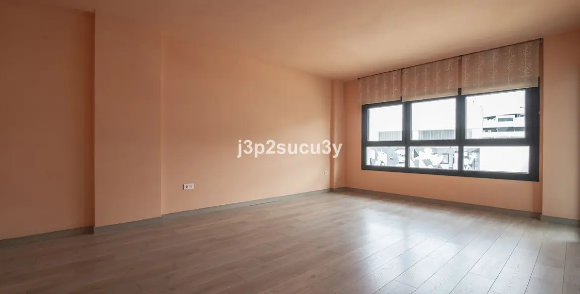 Sale of middle floor apartment in Estepona 6