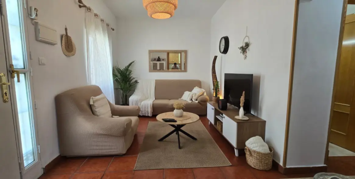 Продажа  отдельно стоящей виллы в Torremolinos Centro 3