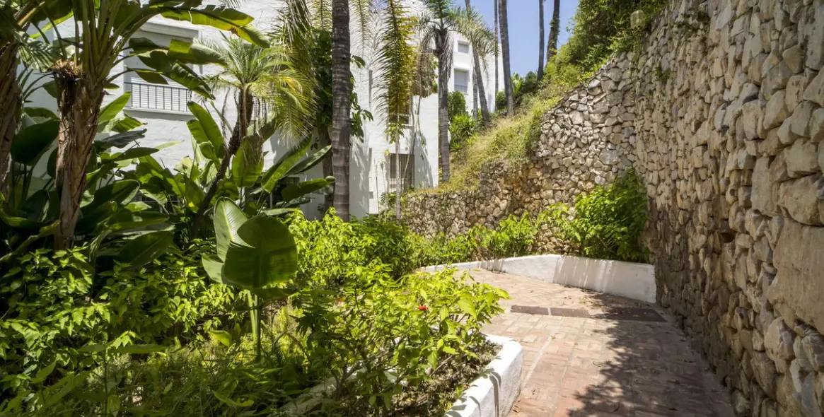 Продажа апартаментов на первом этаже в Reserva de Marbella 22