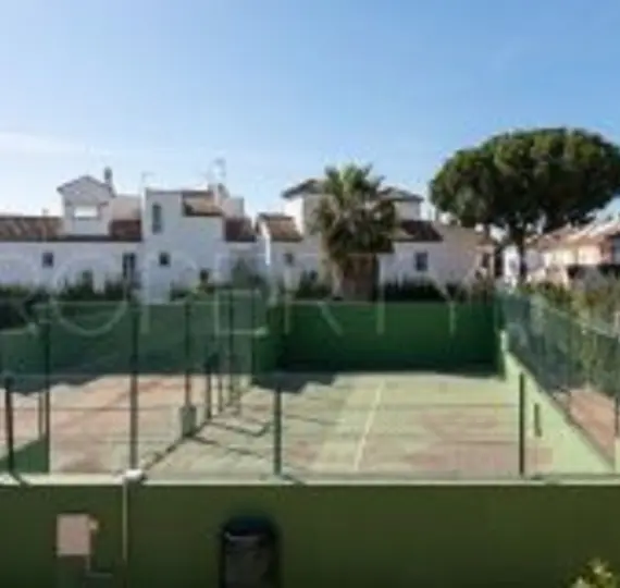 Апартаменты на первом этаже R5216263