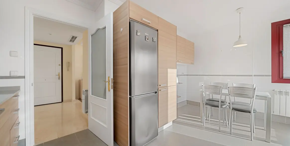 Продажа апартаментов на первом этаже в Casares Playa 13