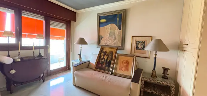 Sale of middle floor apartment in Marbella 3