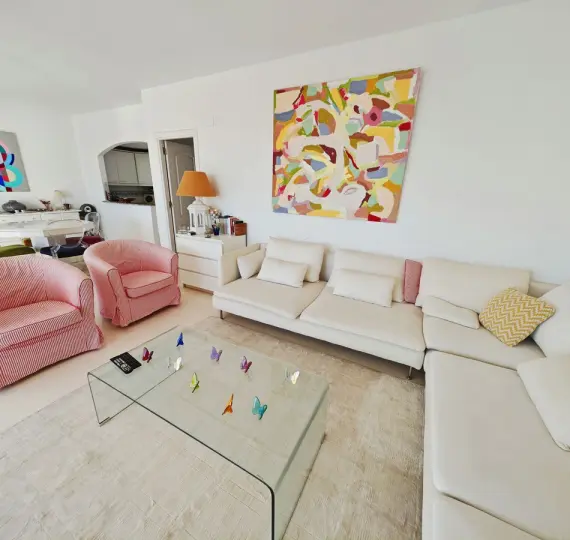 Продажа апартаментов на среднем этаже в Mijas Golf