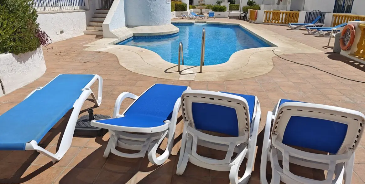 Продажа апартаментов на среднем этаже в Mijas Golf 31