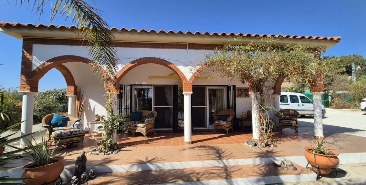 Sale of finca - cortijo in Estacion de Cartama 2