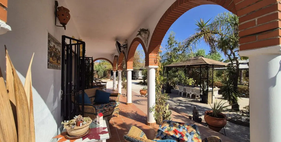 Sale of finca - cortijo in Estacion de Cartama 3