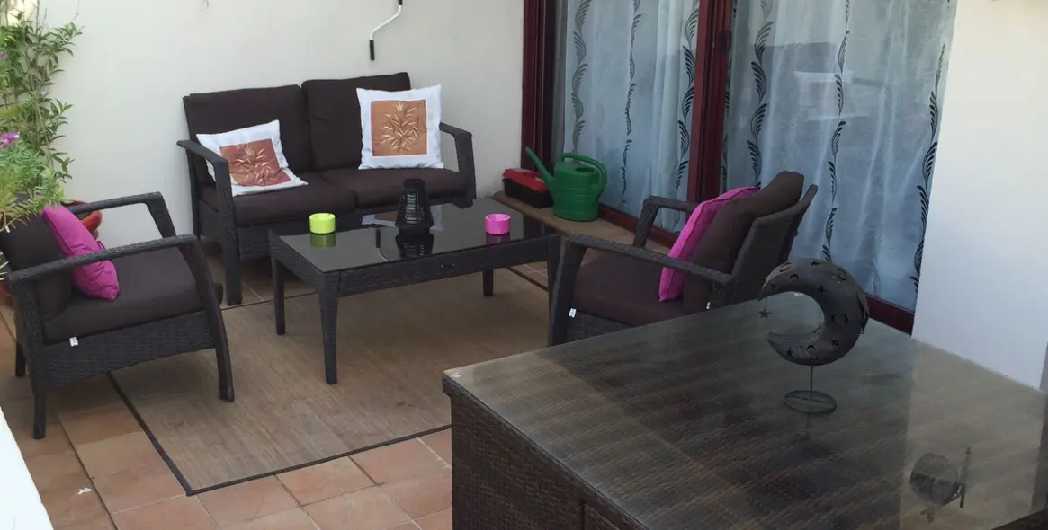 Sale of middle floor apartment in Benahavís 23