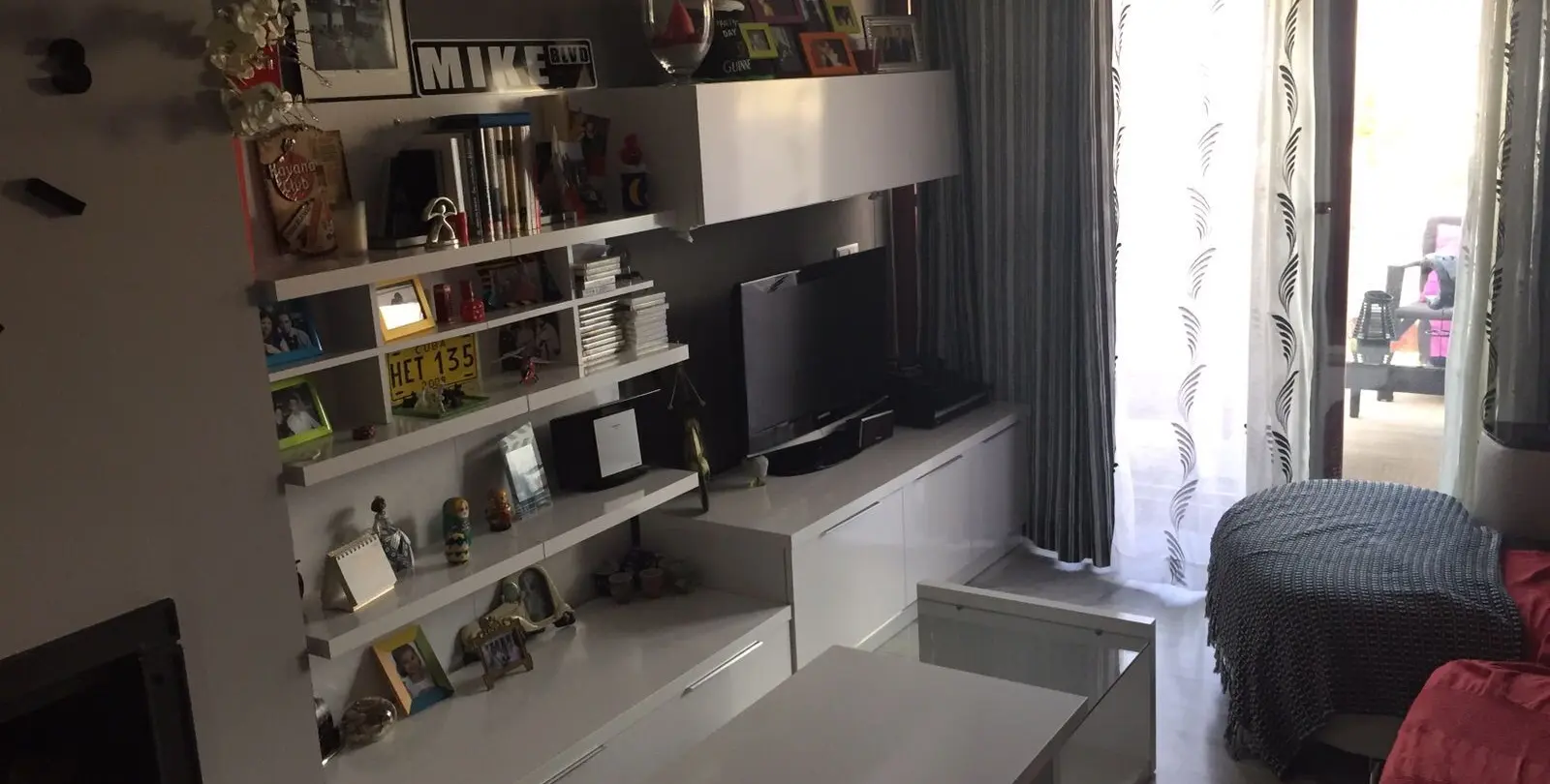 Sale of middle floor apartment in Benahavís 3