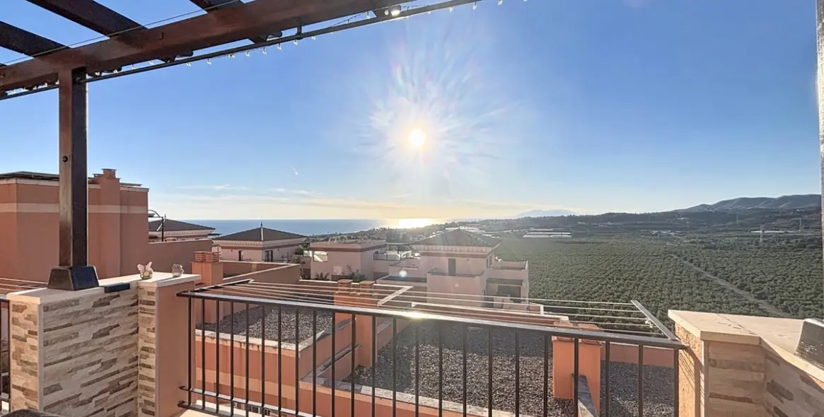 Venta de ático en Vélez-Málaga 1