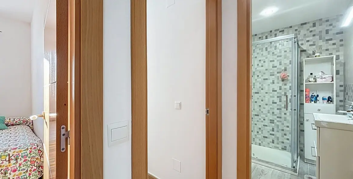 Sale of penthouse in Vélez-Málaga 32