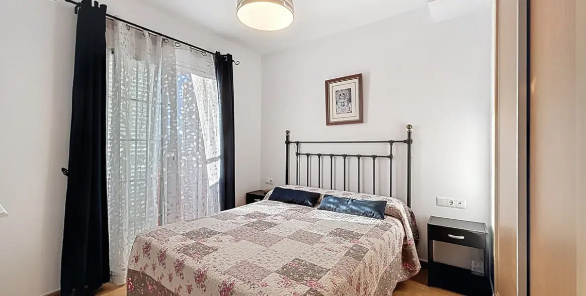 Sale of penthouse in Vélez-Málaga 36