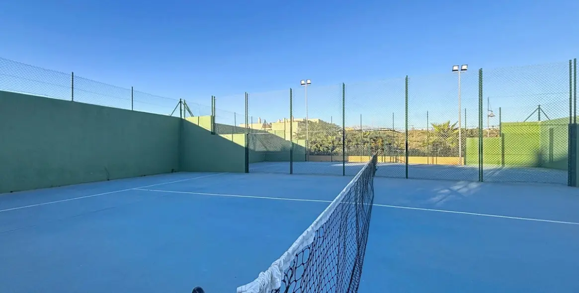 Sale of penthouse in Vélez-Málaga 42