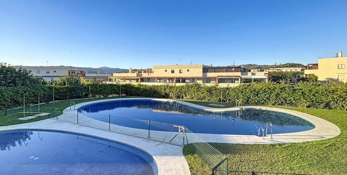 Sale of penthouse in Vélez-Málaga 44