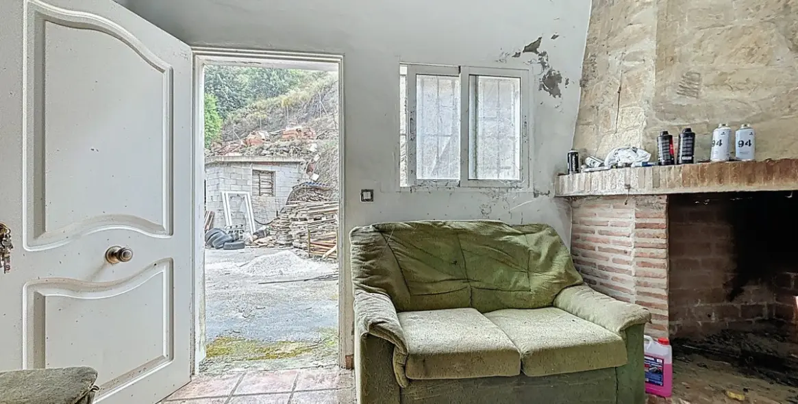 Продажа объекта в Arenas 6