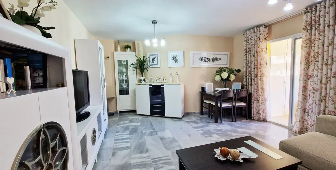 Продажа апартаментов на среднем этаже в Benalmadena 4