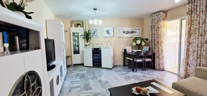 Продажа апартаментов на среднем этаже в Benalmadena 3