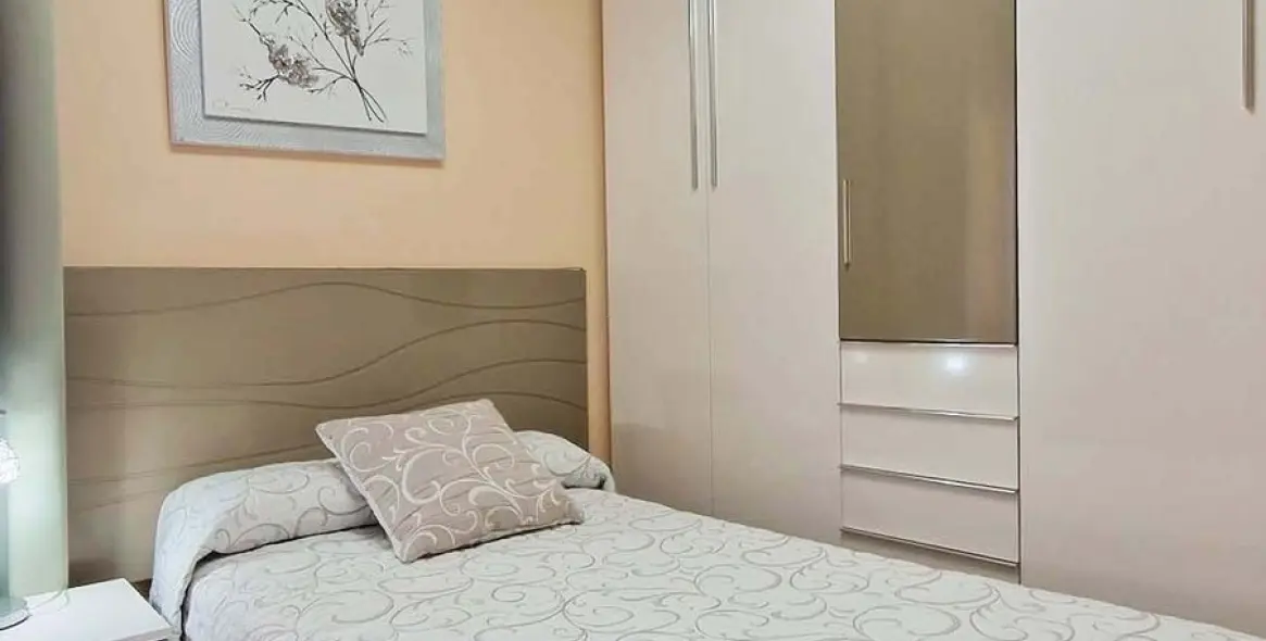 Sale of middle floor apartment in Benalmadena 24