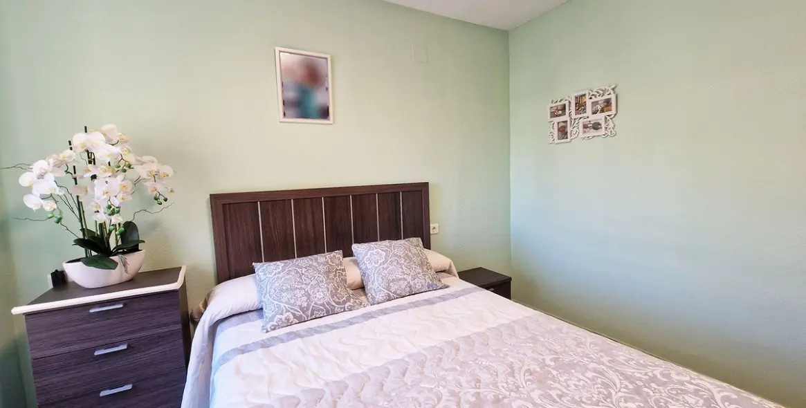 Sale of middle floor apartment in Benalmadena 36