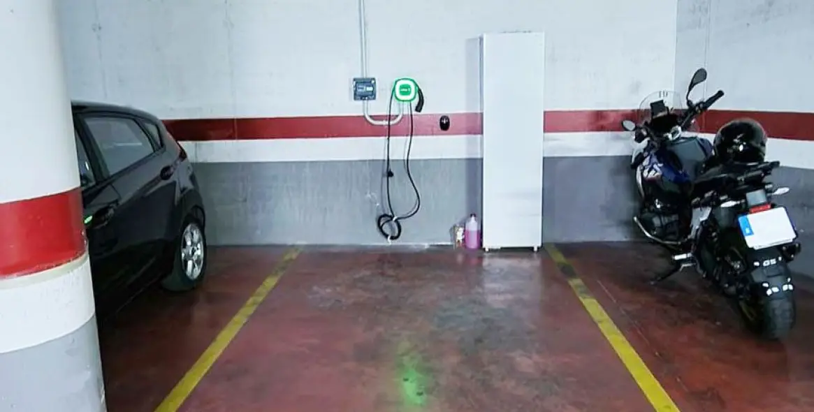 Sale of middle floor apartment in Benalmadena 42