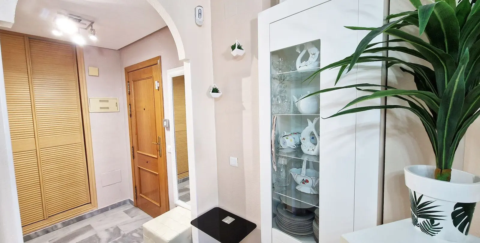 Venta de apartamento en planta media en Benalmadena 9