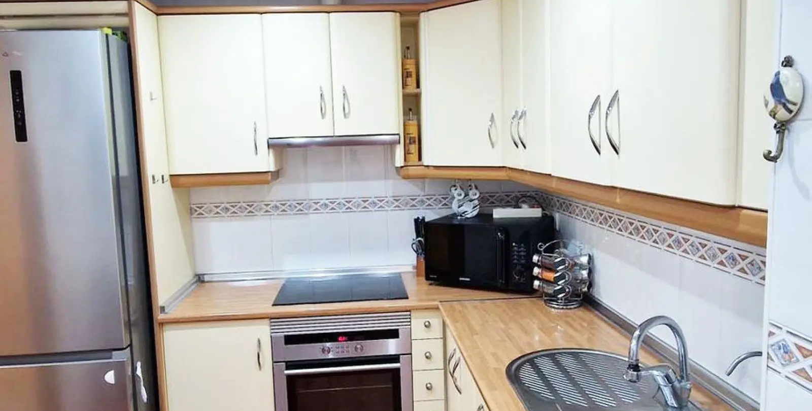 Venta de apartamento en planta media en Benalmadena 16