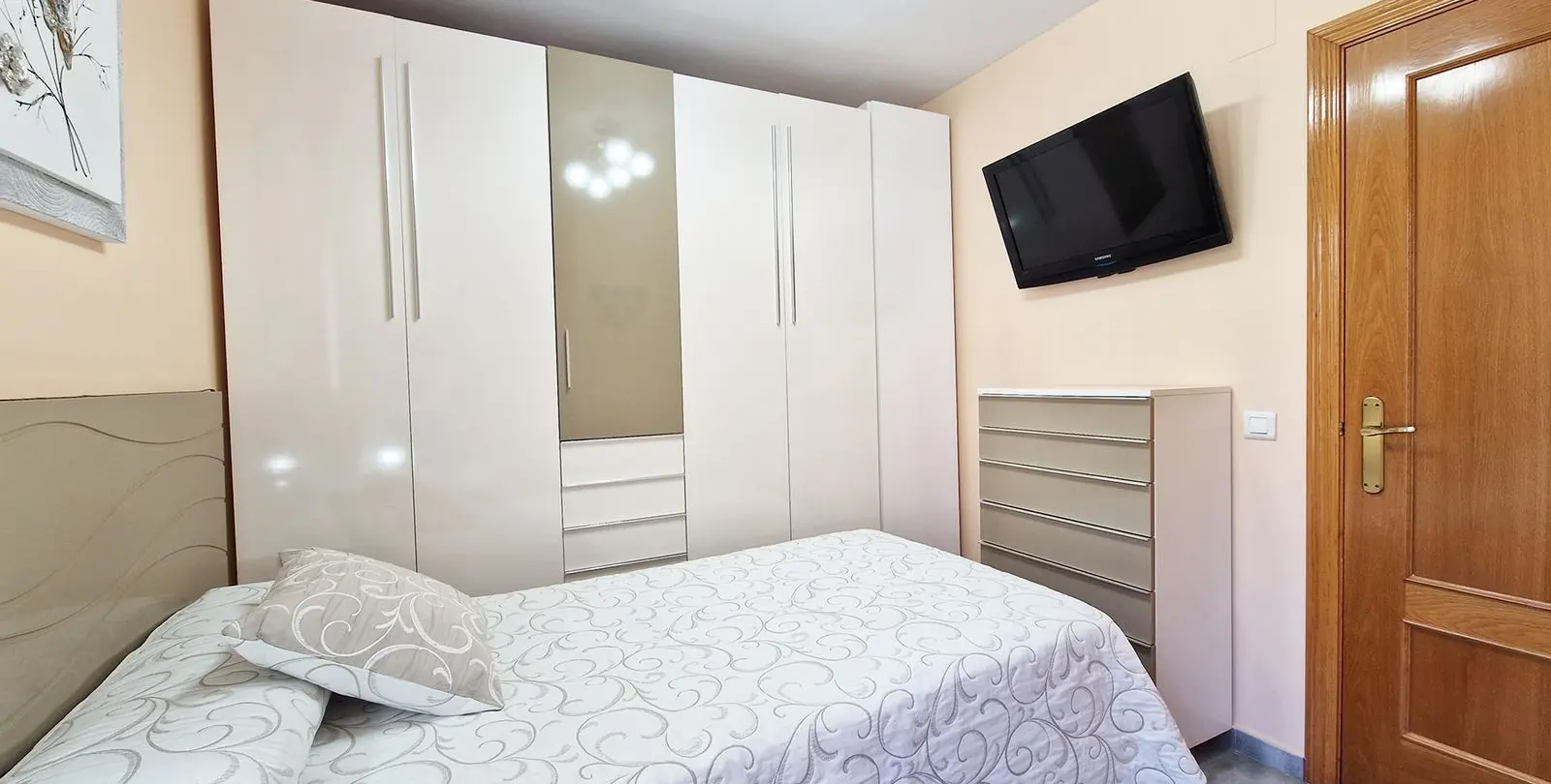 Venta de apartamento en planta media en Benalmadena 20