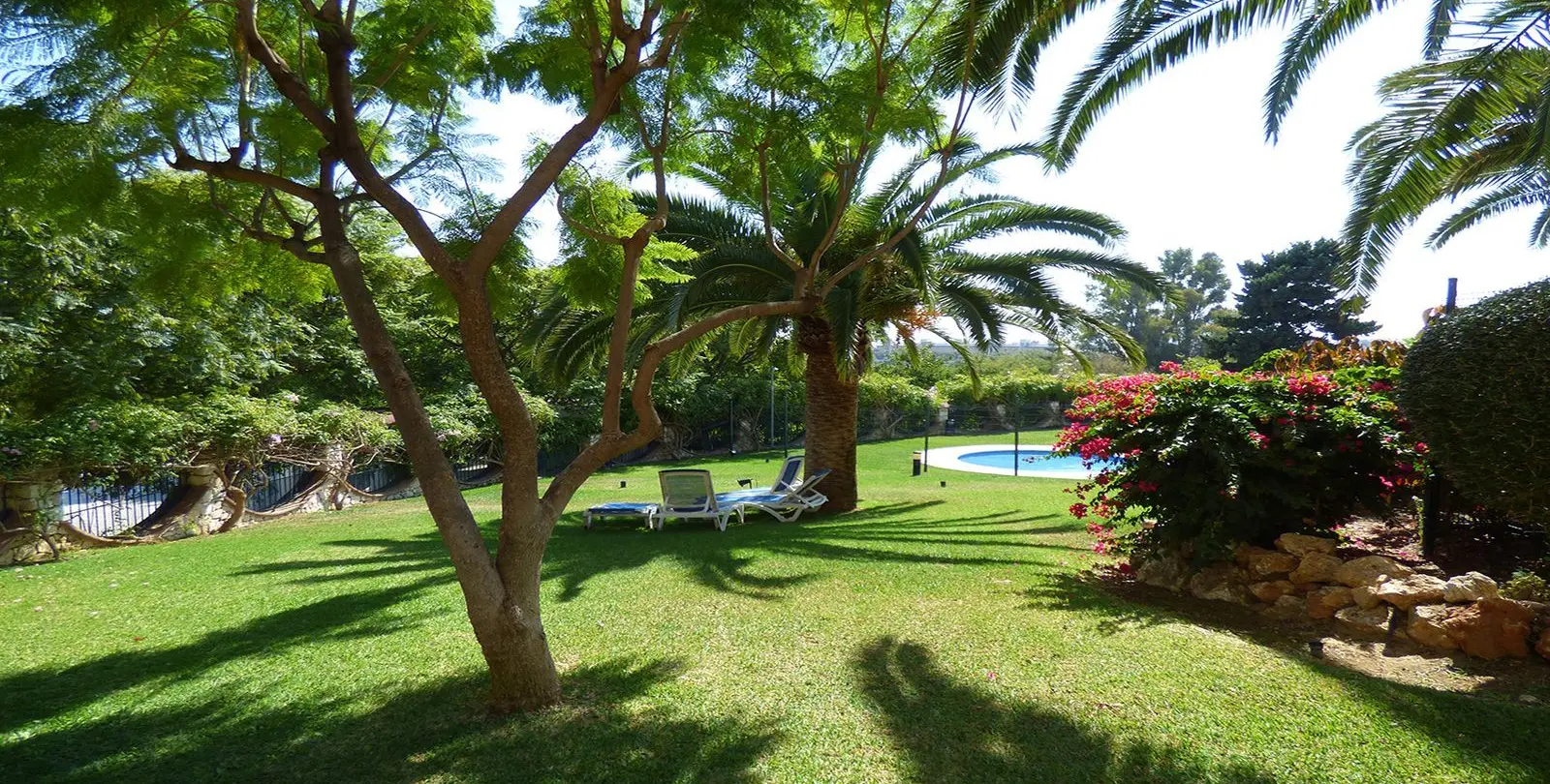 Venta de apartamento en planta media en Benalmadena 44