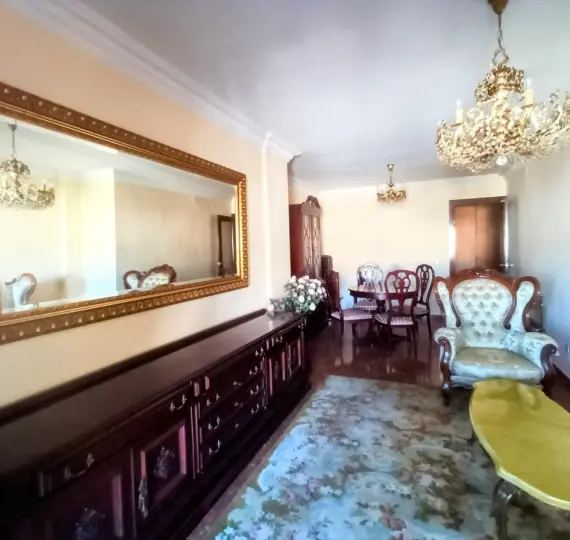 Middle floor apartment R5185039