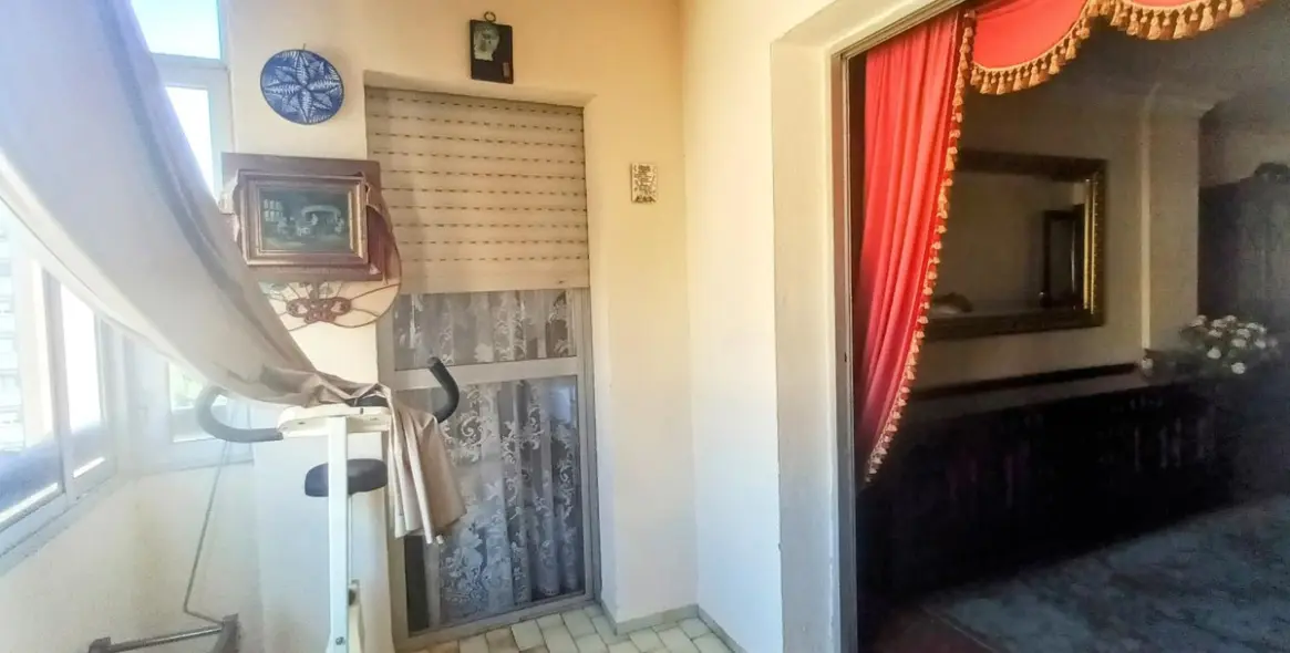 Sale of middle floor apartment in La Roca 3