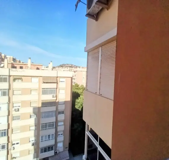 Middle floor apartment R5185039