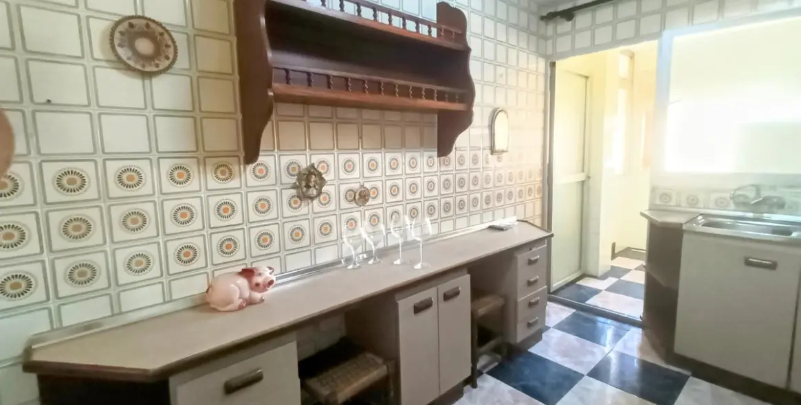 Sale of middle floor apartment in La Roca 6