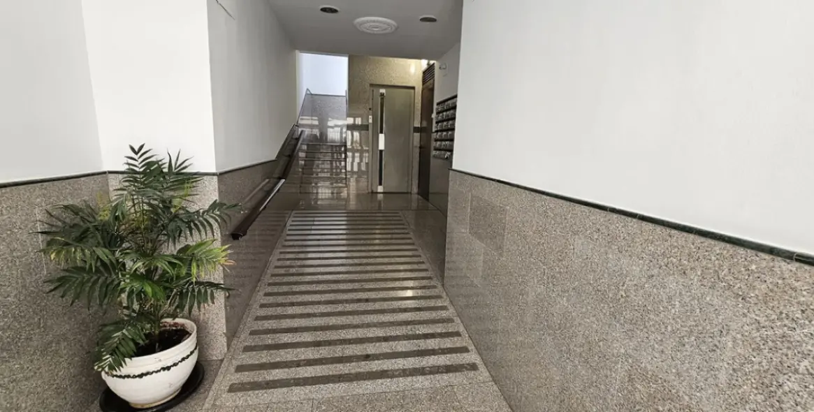 Продажа апартаментов на среднем этаже в Fuengirola 13