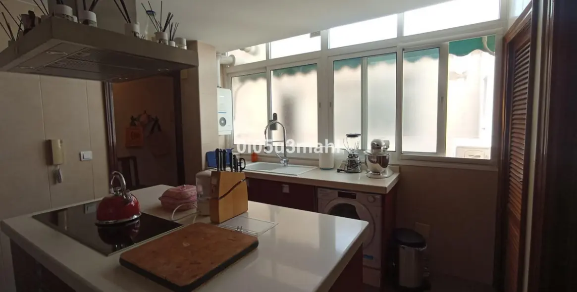 Sale of middle floor apartment in La Trinidad 4