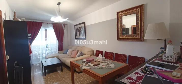 Venta de apartamento en planta media en La Trinidad 4