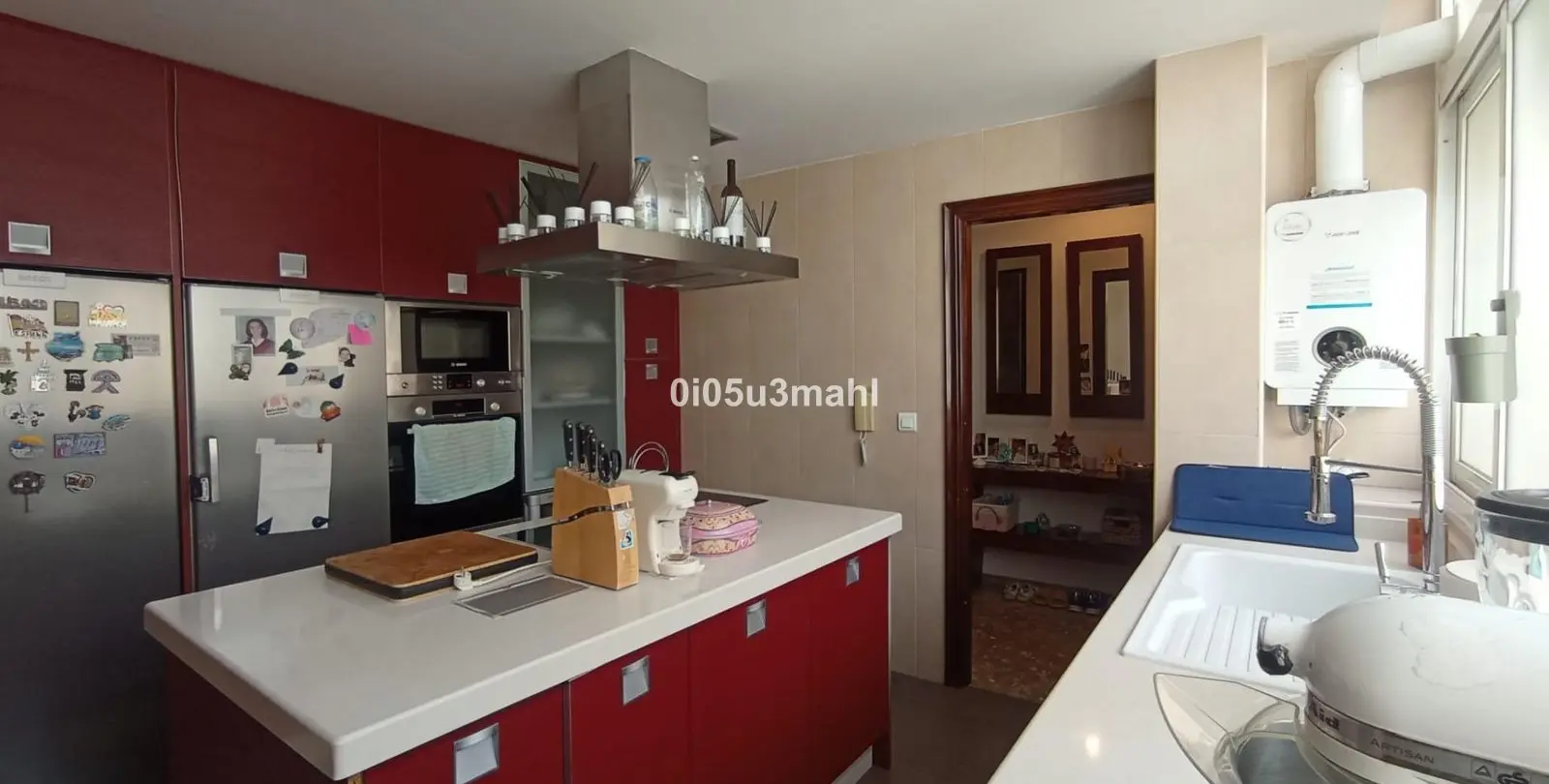Продажа апартаментов на среднем этаже в La Trinidad 1