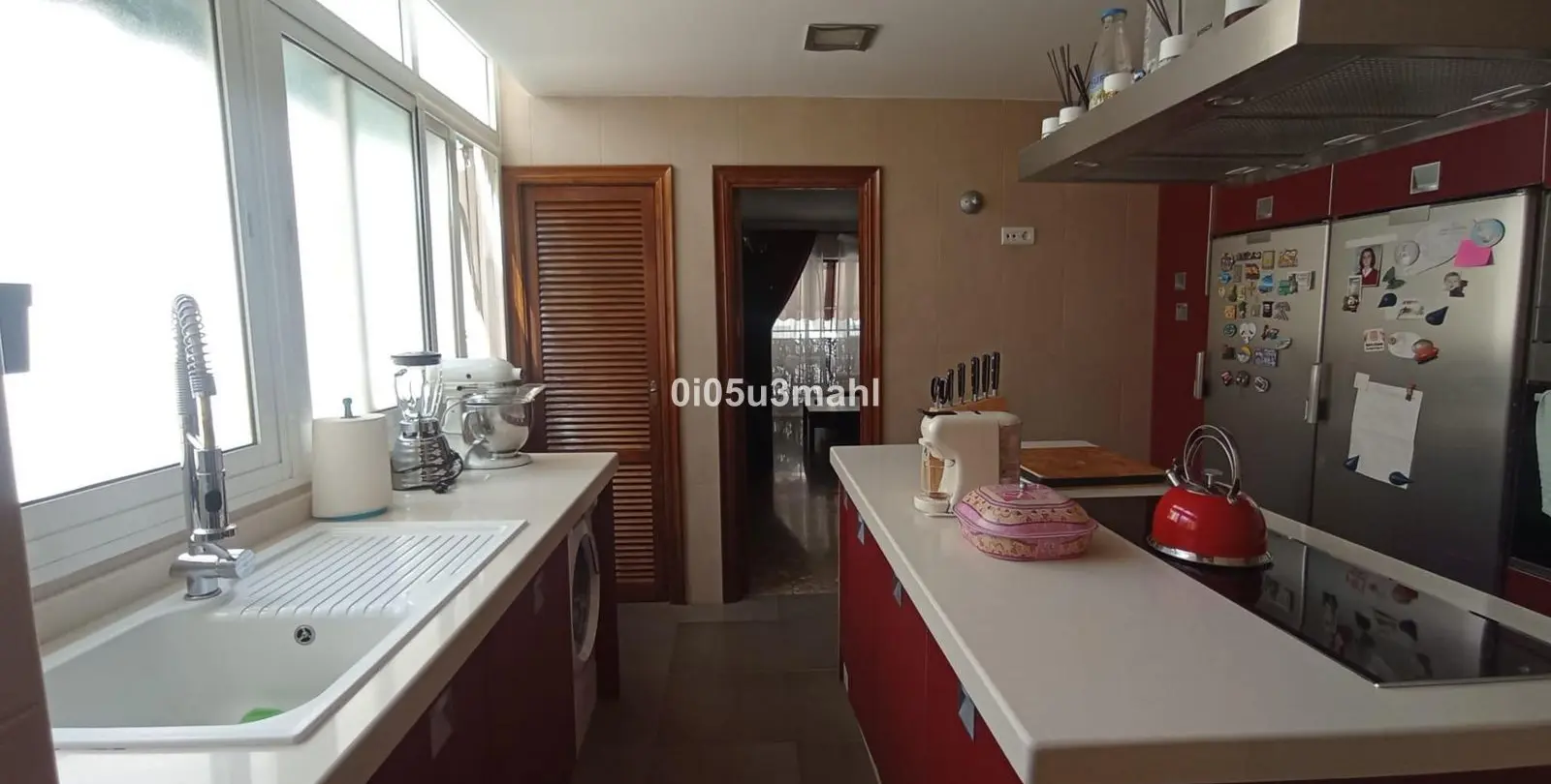 Продажа апартаментов на среднем этаже в La Trinidad 3