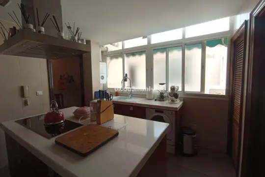 Image 4 thumb