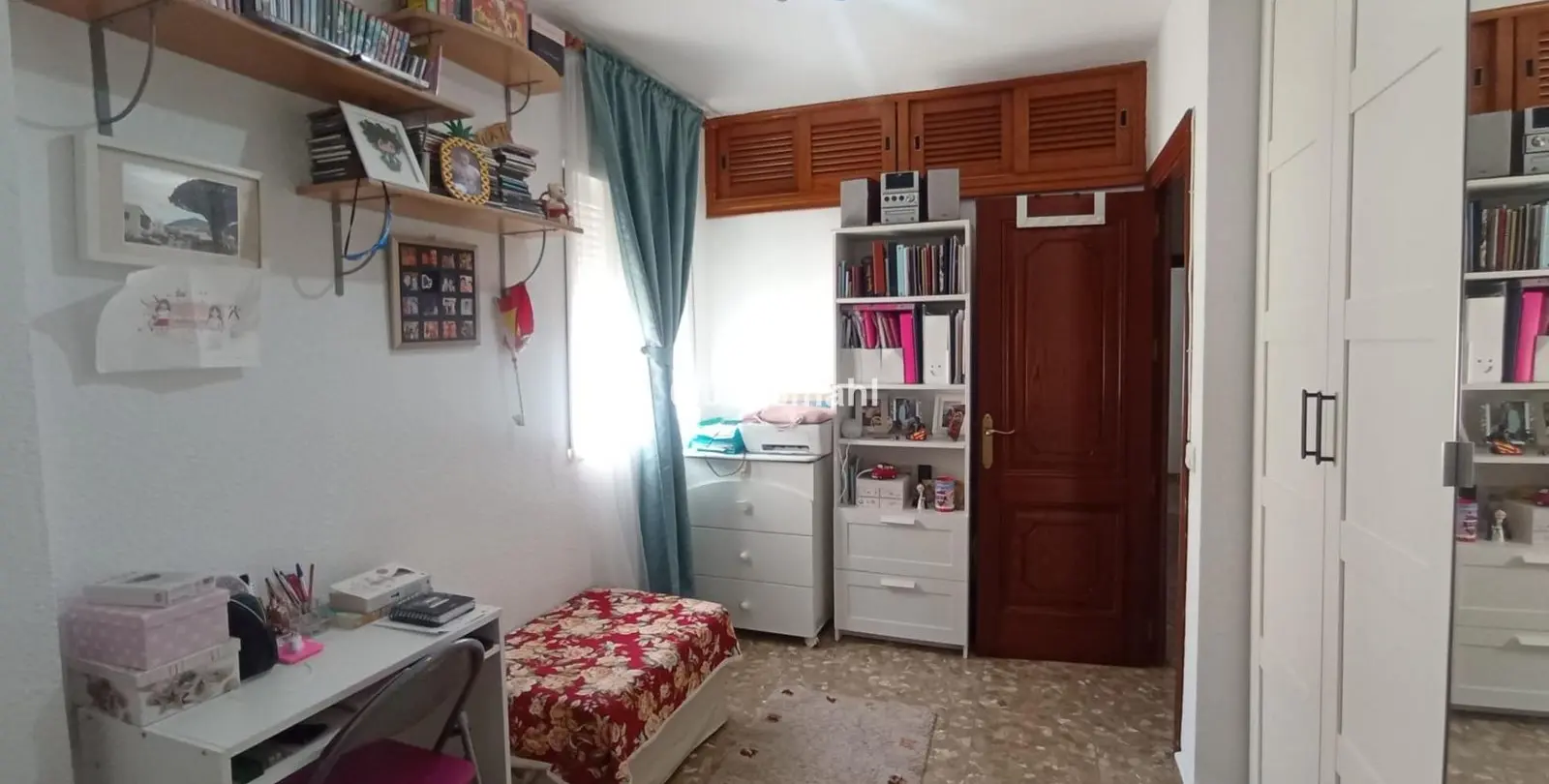 Продажа апартаментов на среднем этаже в La Trinidad 7