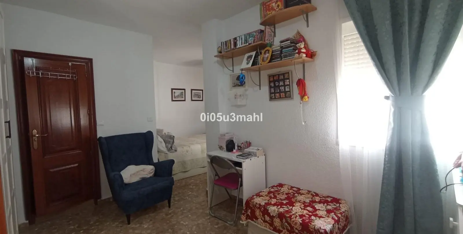 Продажа апартаментов на среднем этаже в La Trinidad 13