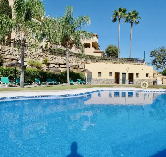 Sale of penthouse in La Mairena