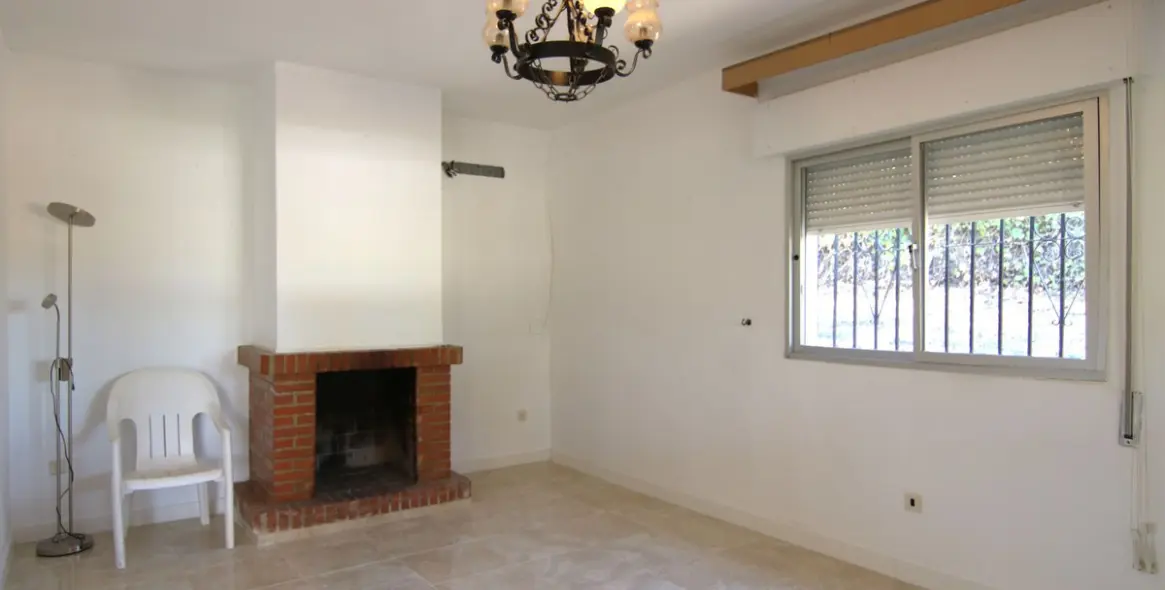 Sale of detached villa in Alora 3