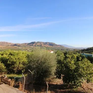 Venta de villa independiente en Alora