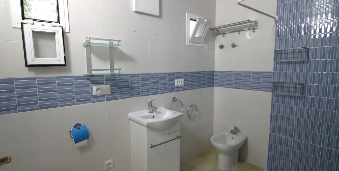 Sale of detached villa in Alora 5